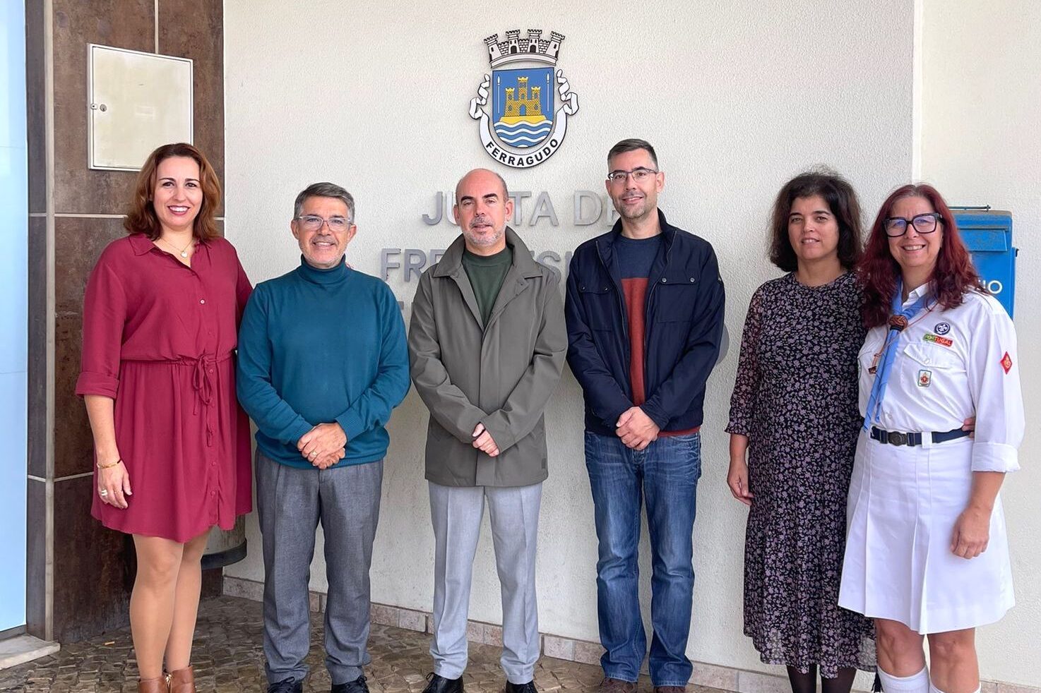 Vila De Ferragudo Celebou Anos Homenagens Aos Poetas E Autarcas