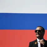 Ex-Presidente diz que  Rússia vai vencer guerra e que potências ocidentais “pedirão clemência” a Moscovo