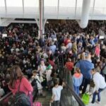 Greve dos SEF na Páscoa faz antecipar longas filas nos aeroportos