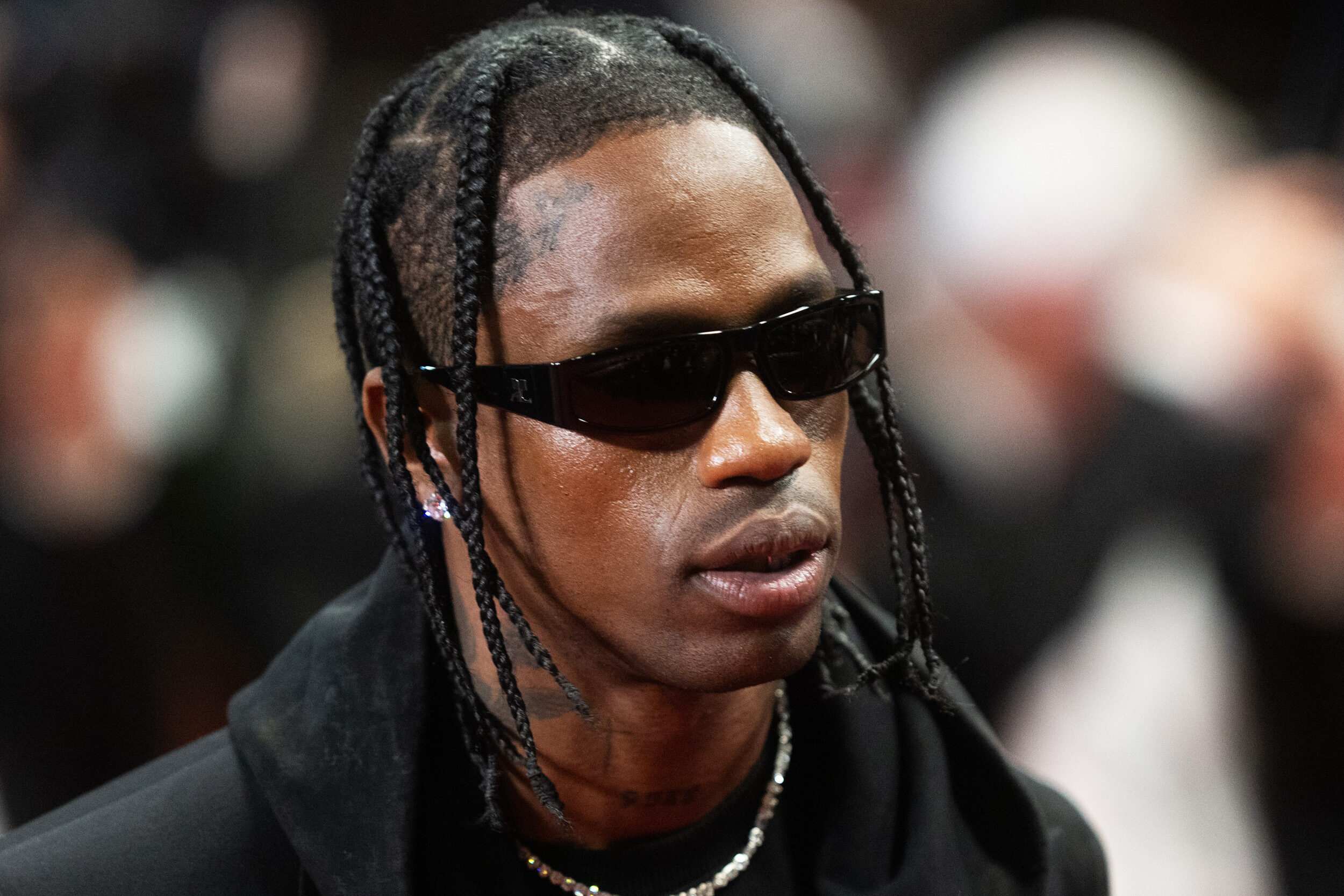 Travis Scott Cabe a De Cartaz No Rolling Loud Em Portim o Postal Do 