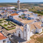 Vila do Bispo aprova orçamento de 25,5 milhões de euros com destaque para a habitação