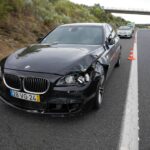 É possível descobrir o proprietário de um carro pela matrícula. Saiba como o fazer