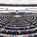 Parlamento Europeu aprova nova lei para proteger jornalistas e liberdade de imprensa na UE