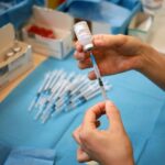 Mais de 123.000 doses contra a covid-19 inutilizadas na última campanha de vacinação