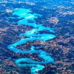 O ‘rio do Dragão Azul’ fica no Algarve e é famoso a nível internacional pela sua forma peculiar