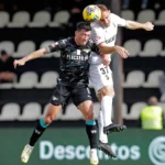 Moreirense vence em casa do Farense com uma expulsão após a meia hora de jogo