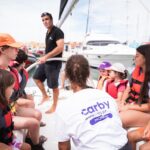 Carby reforça parceria com ‘Vela Solidária’ e promove inclusão na vela adaptada