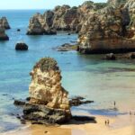 Esta praia no Algarve já foi a “melhor do mundo” e tem um elemento ‘polémico’