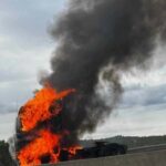 Camião a arder na A22 corta trânsito no sentido Castro Marim-Faro