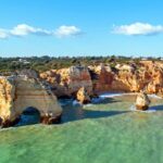 Este trilho já foi eleito o melhor destino de caminhadas da Europa e fica no Algarve