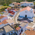 Casas circulares desta aldeia algarvia têm origem pré-histórica