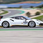 Mais de 80 máquinas e pilotos participam no Ferrari Challenge no Autódromo do Algarve