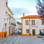 Esta vila é uma das mais calmas do Algarve e tem uma praia fluvial de água quente