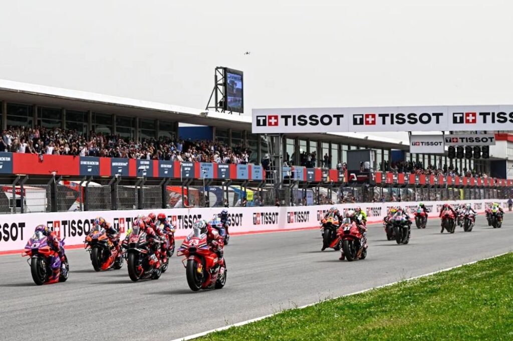 MotoGP discute penúltima prova de 2025 em Portimão Postal do Algarve