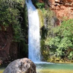 Esta cascata escondida no Algarve é perfeita para visitar em outubro