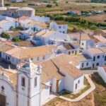Nesta vila algarvia a disposição das casas foi pensada para travar os ventos de noroeste e sudeste