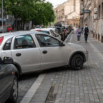 Sistema de vigilância para multar carros mal estacionados já está em vigor em Portugal. Saiba onde