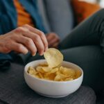 Batatas fritas muito populares retiradas do mercado por risco grave de saúde (ainda não em Portugal)