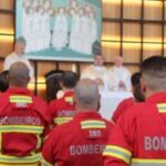 Bombeiros do Algarve recebem bênção dos capacetes no Santuário da Mãe Soberana