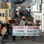 Cerca de 70 pessoas manifestam-se contra a discriminação em Albufeira