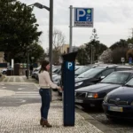 Estacionar nas cidades portuguesas pode ser difícil: saiba qual é a pior altura da semana