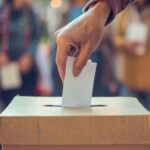 Eleições: saiba se é legal (ou não) tirar uma fotografia ao boletim de voto