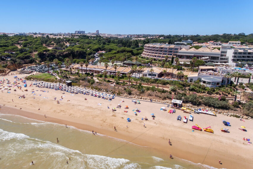 Praia de Olhos d' Água, Albufeira.