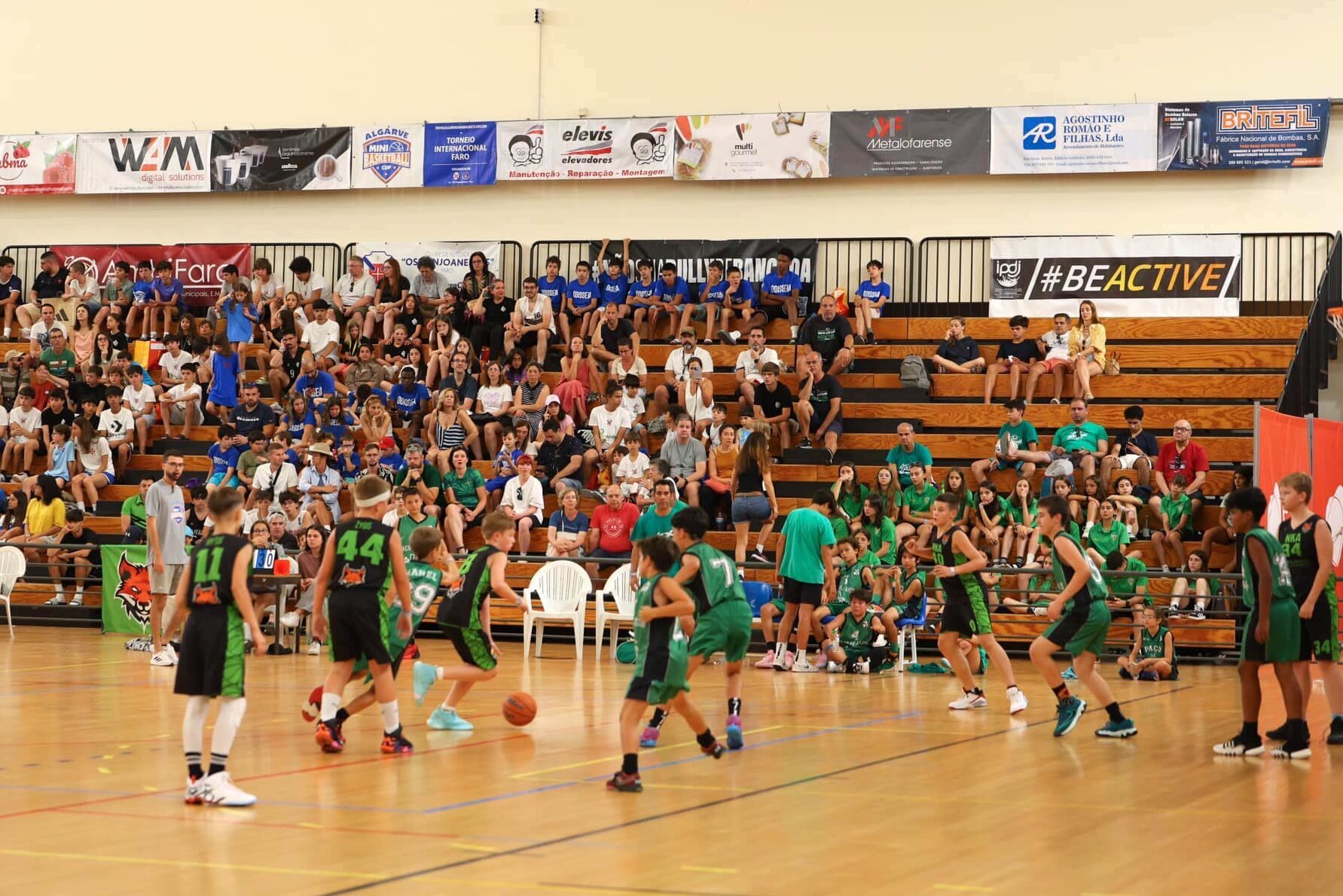 Algarve MiniBasketball Cup junta centenas de jovens atletas em Faro