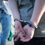 “Baby-sitter” detido por suspeitas de abuso sexual de crianças no Algarve