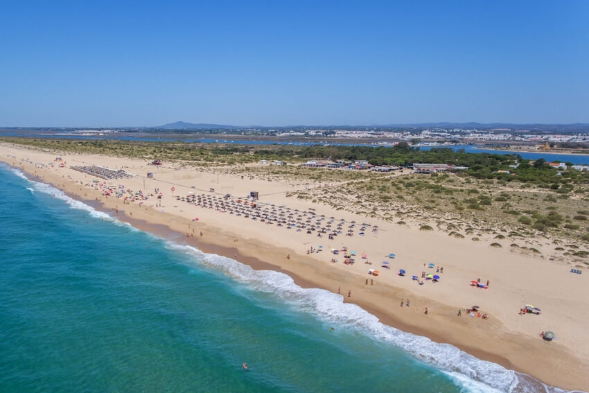 Ilha de Tavira. Crédito: Freepik