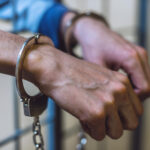 Vender louro ou pó de talco pode vir a ser crime? Proposta está na mesa e pode valer até um ano de prisão