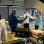 Aeroportos europeus vão mudar as regras a partir de 12 de outubro: saiba o que é o sistema EES e como vai funcionar