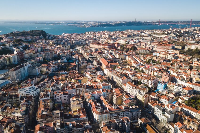 Vista sobre Lisboa. Crédito: Freepik
