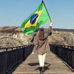 “Coletivamente, sim, são responsáveis”: a mais premiada jornalista brasileira culpa Portugal por isto