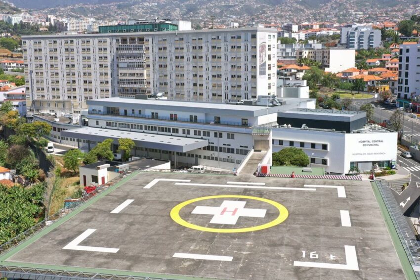 Hospital Dr. Nélio Mendonça.