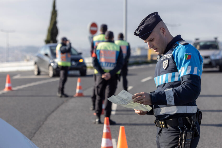 Operação de trânsito. Crédito: PSP