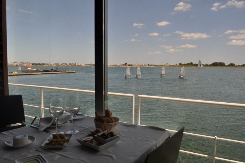 Restaurante Associação Naval do Guadiana.
