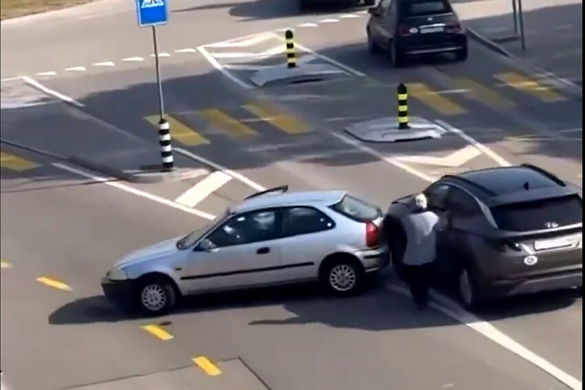 Condutor a fugir. Crédito: Screenshot X | DR