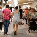 Algarve ganha fôlego com feriados de junho e hotéis perto da lotação esgotada