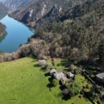 Esta aldeia a 300 km de Portugal está à venda no Idealista e custa menos de 700.000€