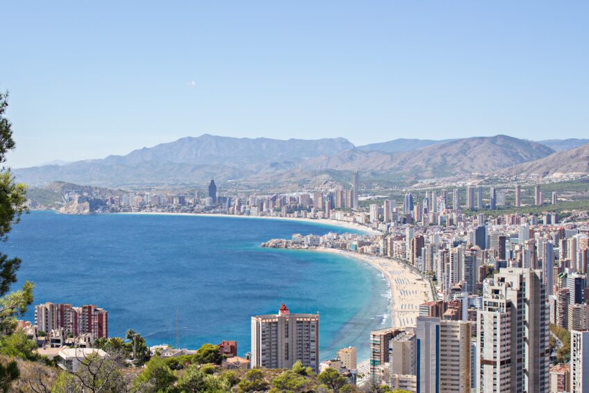 Destino turístico de Benidorm. Crédito: Magnific