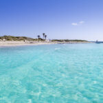 Ilha paradisíaca ‘pacífica’ fica a 2 horas de Portugal e tem praias de água cristalina com água quase a 30 ºC