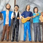 Faro acolhe mostra artística sobre a Revolução dos Cravos com obras de um antigo aluno do Liceu