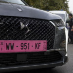 Já ouviu falar das matrículas cor-de-rosa? Há um novo sistema a chamar a atenção nas estradas europeias