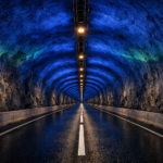 Conheça o “mágico” túnel subaquático europeu que esconde a única rotunda debaixo do mar