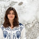Vanessa Barragão expõe instalação criada a partir de 20 mil sacos de plástico no AlgarveShopping