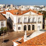 Faro aprova saudação ao 25 de Abril e 1.º de Maio
