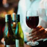 Este vinho arrecadou o prémio de “Melhor do Ano”, bebe-se acompanhado de carne de porco ou vaca e o preço pode surpreender