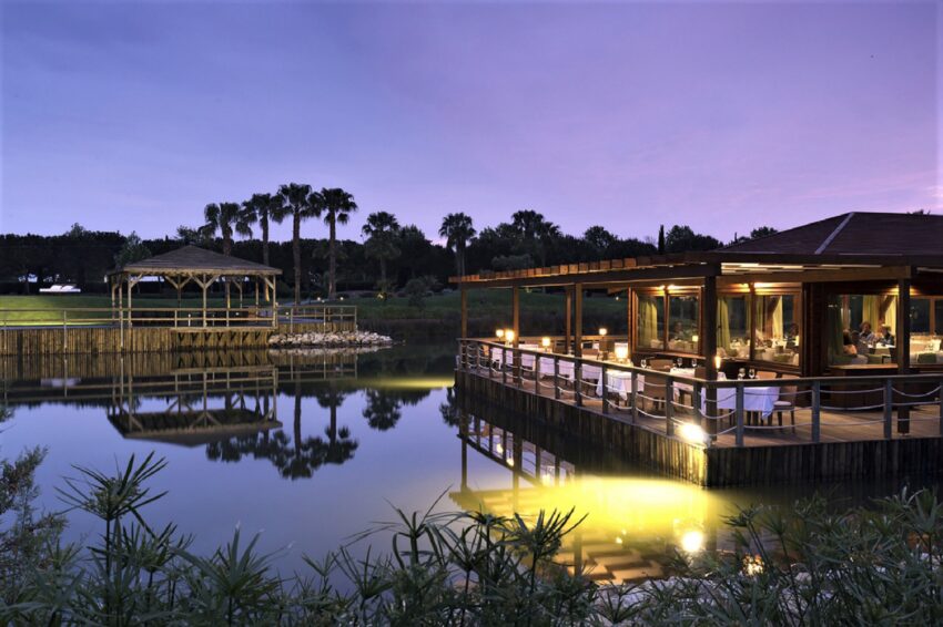 Makris on the Lake, Vilamoura.