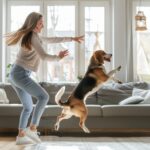 Veterinários chamam à atenção: este comportamento do cão quando o dono chega a casa pode não ser o que parece